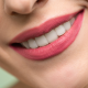 A ortodontia preventiva tem se mostrado uma das ferramentas mais eficazes para garantir sorrisos saudáveis e alinhados ao longo da vida. Se você está buscando uma forma de evitar problemas dentários e melhorar a qualidade de vida bucal de sua família, entender os benefícios da ortodontia preventiva é essencial.